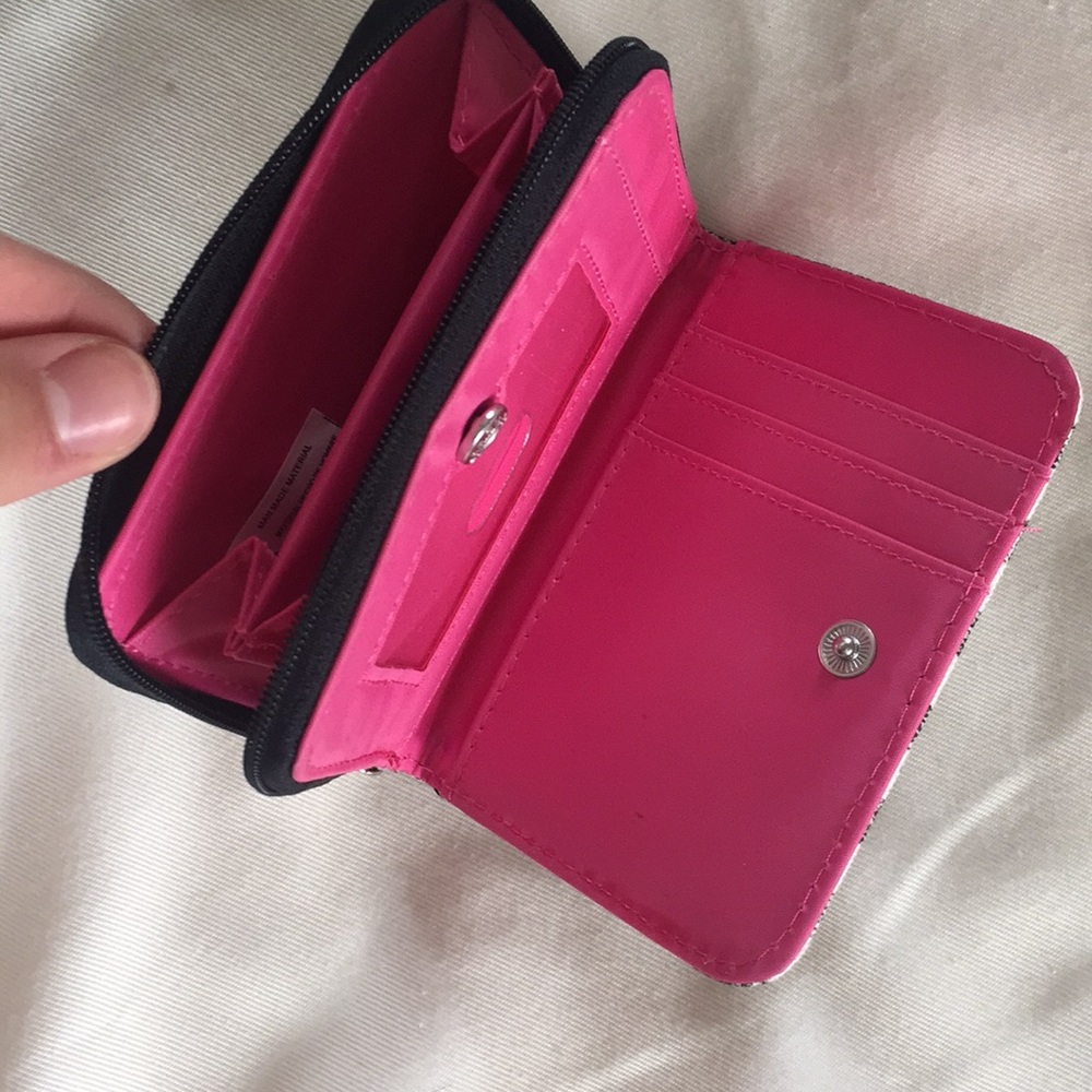 Wallets - Picture 6 of 6